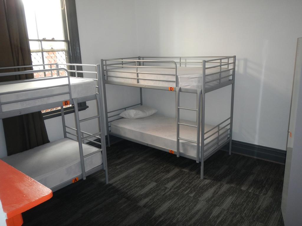 Haus Accommodation - Note - Valid Passport Required To Check-In Пърт Екстериор снимка
