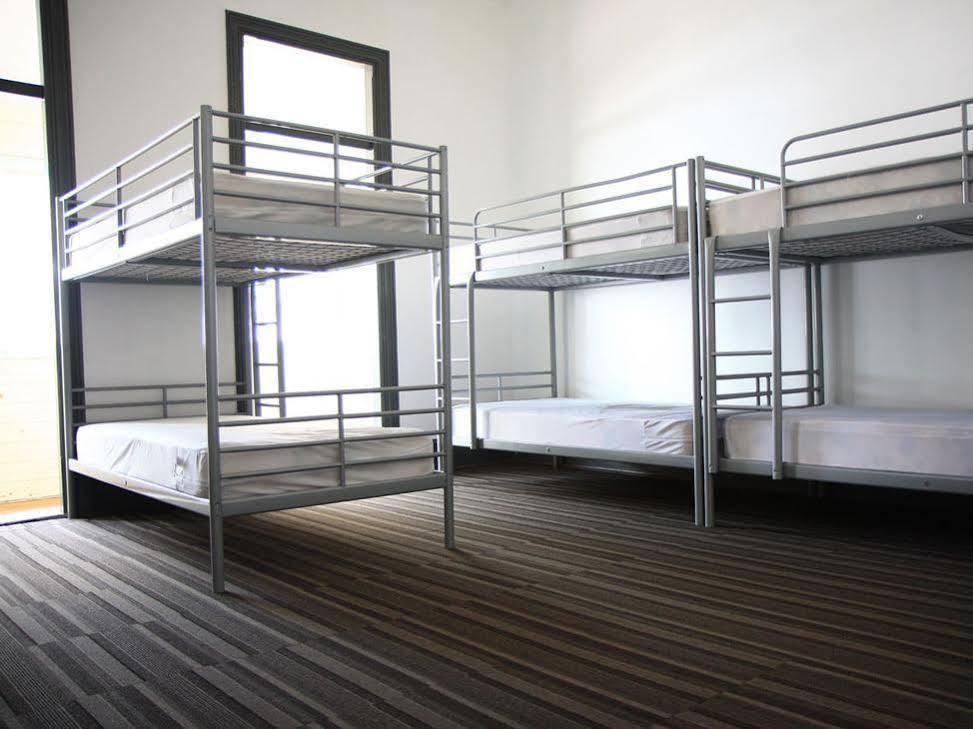 Haus Accommodation - Note - Valid Passport Required To Check-In Пърт Екстериор снимка